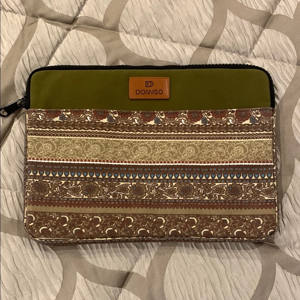 Women's Patterned Laptop Bag - Green and Brown